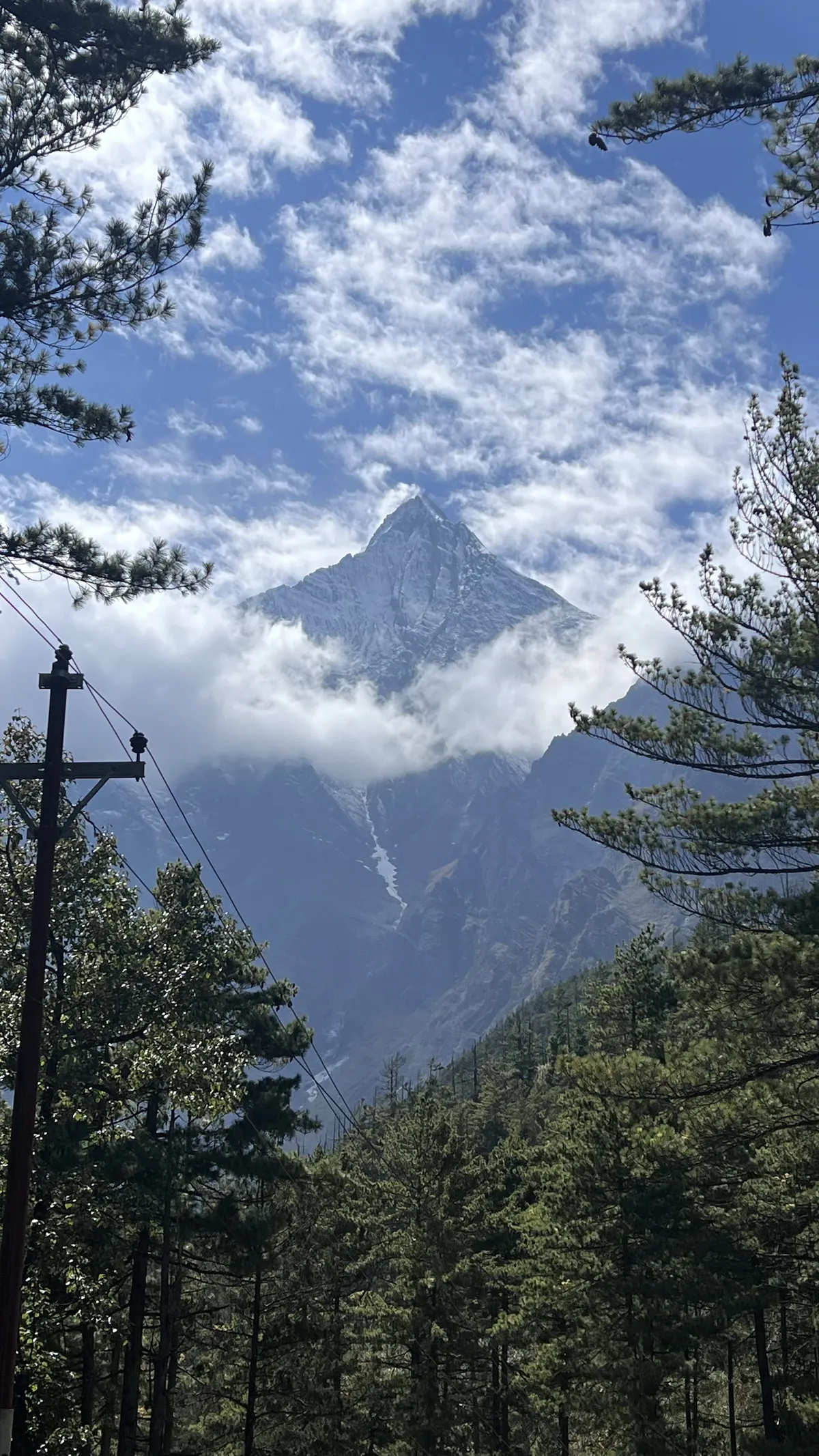 Mountain village along the Annapurna Circuit trek